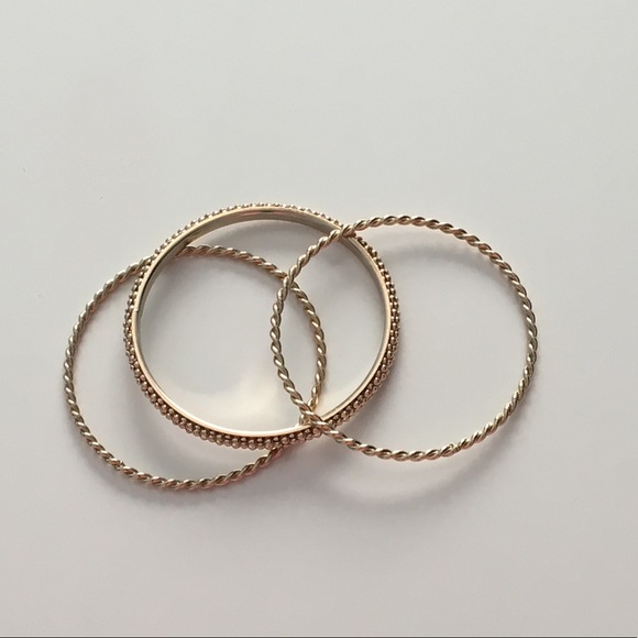 Set of 3 gold bracelets - Picture 2 of 2